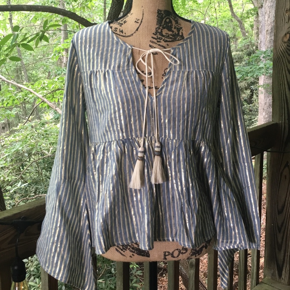 Women’s Altard State Top.  Beautiful!!